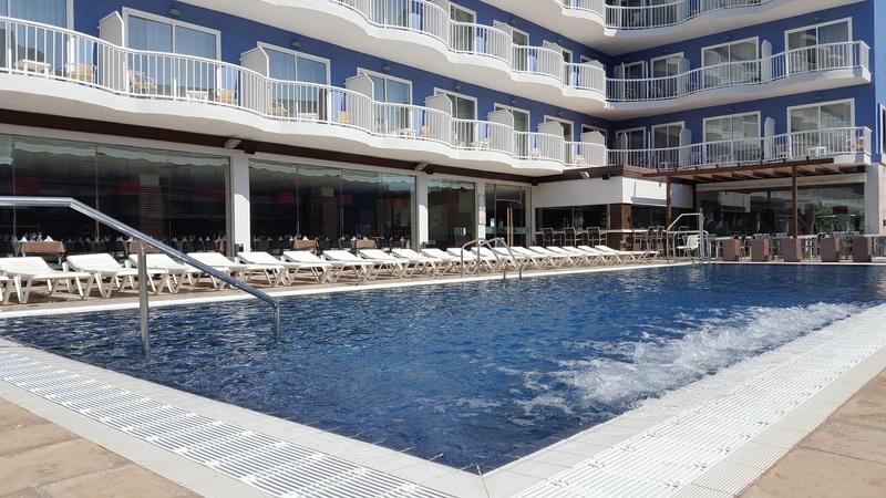 Hotel Ruleta Augustus Salou Exterior foto